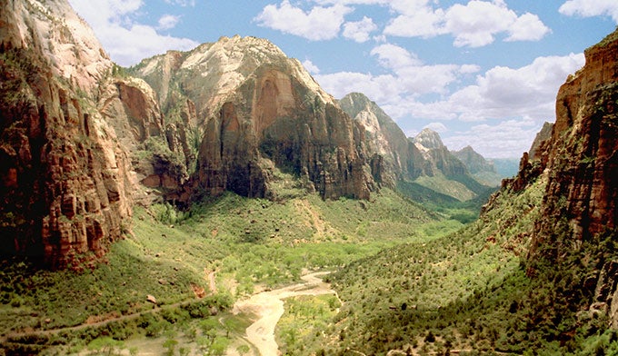 Zion-MountainOfTheSun_WikiPD_680 Arch on the west face of Mountain of the Sun in Zion National Park