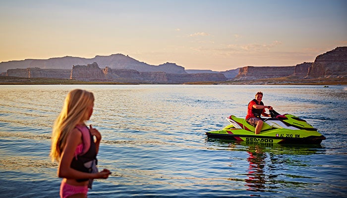 Forever-AntelopePtMarinaPowell_courtesy_700 Fun at the Antelope Point Marina on Lake Powell
