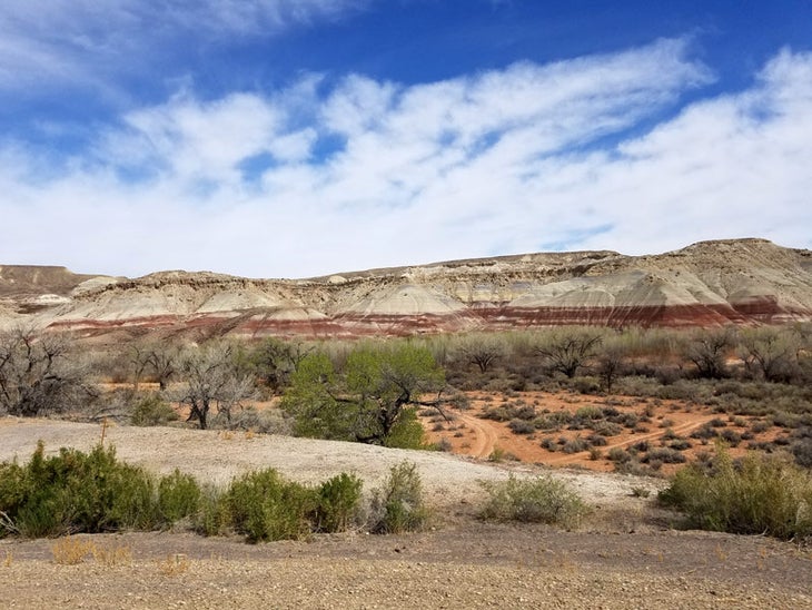 UT-Hwy24-9_Gloria_800 Utah Highway 24 from Hanksville to Capitol Reef National Park