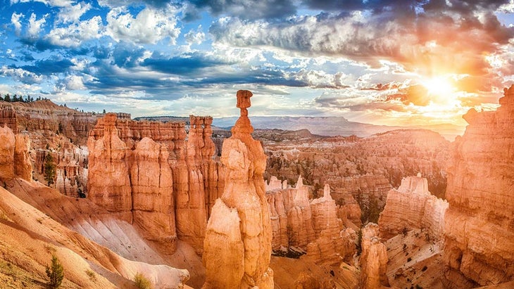 RubysInn-BryceCanyon-sunrise-Thor_Adobe_courtesy_940 Thor's Hammer in Bryce Canyon National Park