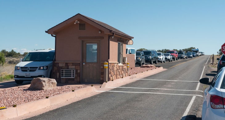 Canyonlands entrance station on Memorial Day Weekend