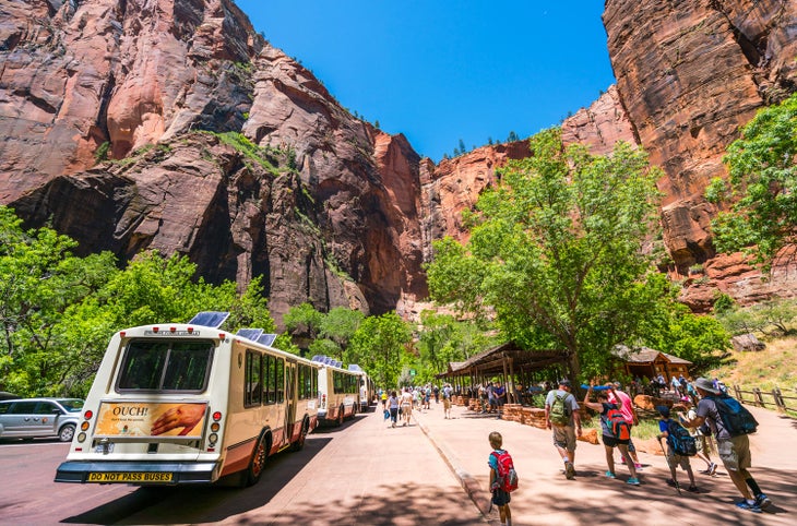 Shuttle buses in Zion National Park