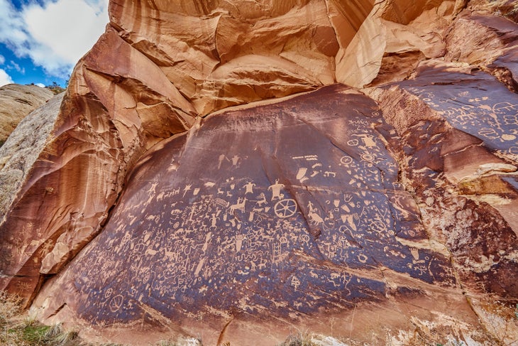 Petroglyphs at Newspaper Rock near Canyonlands National Park in Utah