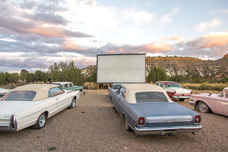 Watch movies from classic cars at Yonder Escalante