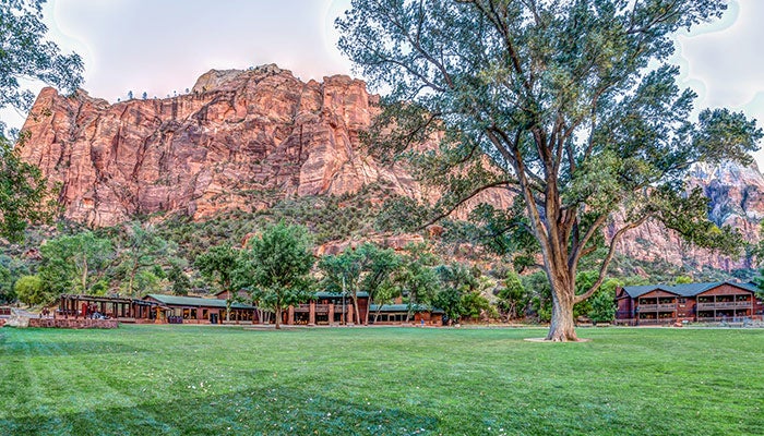 Zion-Lodge_FlickrStevenDosRemedios_700 Zion Lodge under the red rocks of Zion National Park